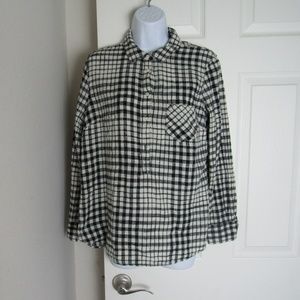 Checkered Button Down Black/White Size Large